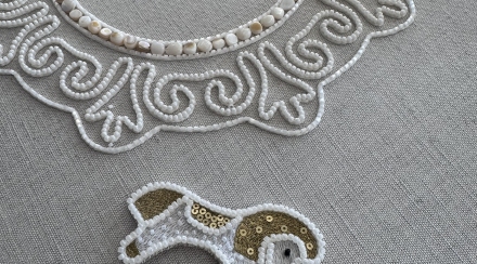 Сажение по бели. Ожерелье 